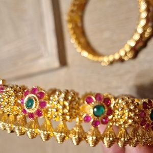 Size 2-6 inches 22 carat gold plated bangles set